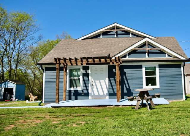 Property at 144 Shelbyville Mills Rd, Shelbyville, TN 37160, 3 beds, 2 baths