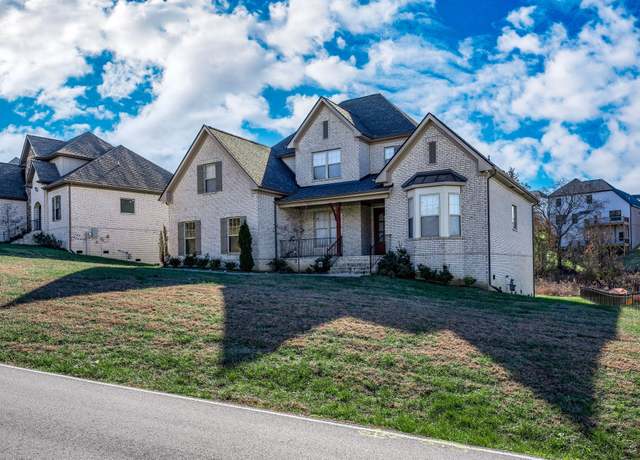 Property at 130 Allen Rd, Goodlettsville, TN 37072, 4 beds, 4 baths