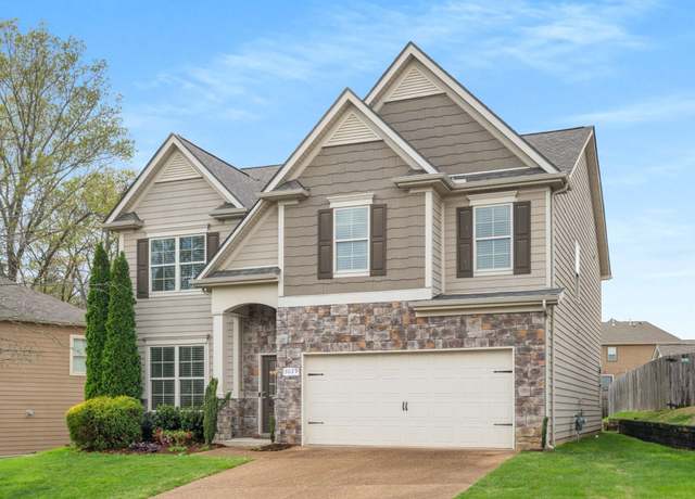 Property at 3029 Alan Dr, Spring Hill, TN 37174, 4 beds, 2.5 baths