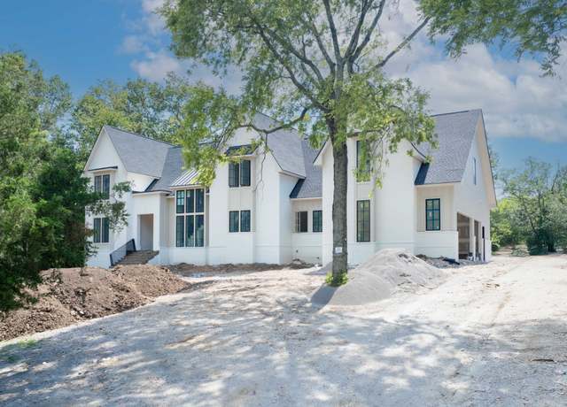 Property at 1019 Davidson Rd, Nashville, TN 37205, 5 beds, 6 baths
