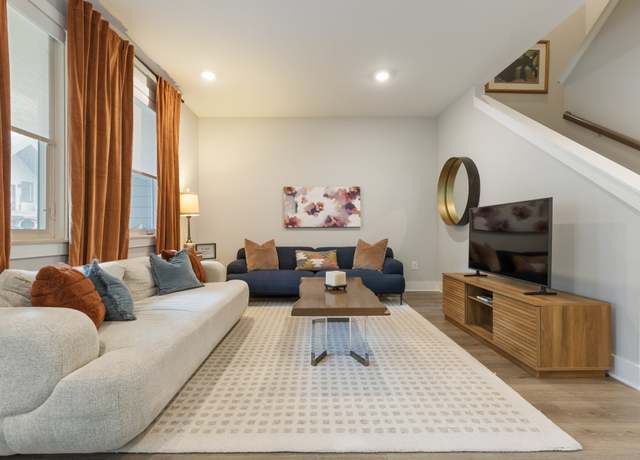 Property at 801 Cherokee Ave Apt 6, Nashville, TN 37207, 2 beds, 2.5 baths