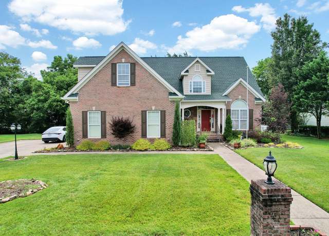 Property at 7344 Lazy Brook Ct, Ooltewah, TN 37363, 4 beds, 2.5 baths