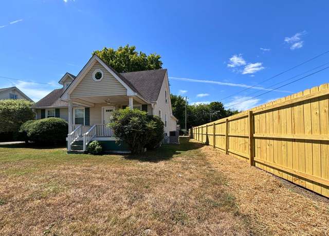 Property at 115 East Ave, Goodlettsville, TN 37072, 3 beds, 2 baths
