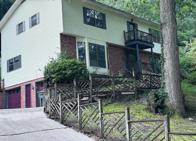 Property at 2934 Westside Dr, Chattanooga, TN 37404, 4 beds, 3.5 baths