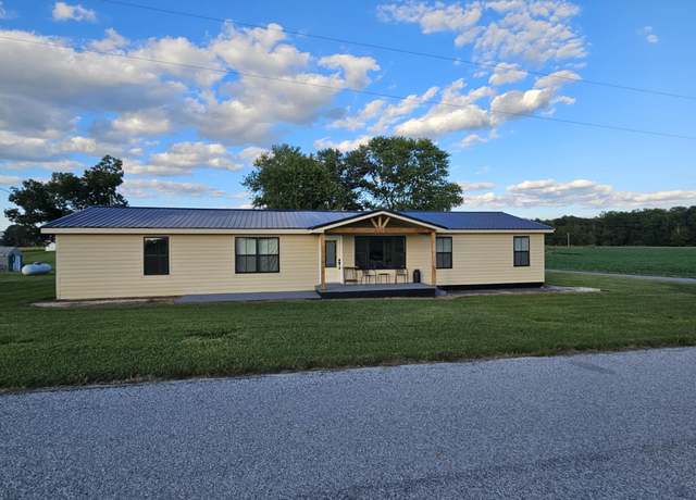 Property at 11 Jess Long Ln, Hillsboro, TN 37342, 3 beds, 2 baths