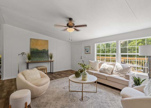 Property at 5305 Louise Rd, Cumberland Furnace, TN 37051, 4 beds, 2 baths