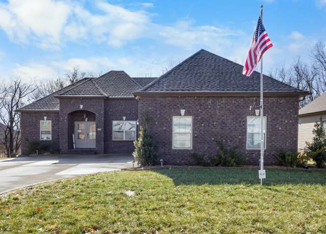 Property at 594 Tacoma Dr, Clarksville, TN 37043, 3 beds, 2.5 baths