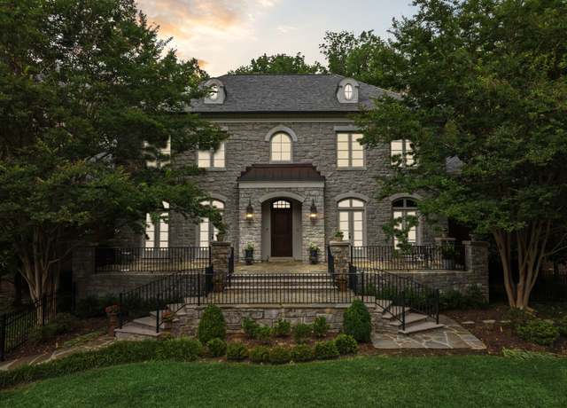 Property at 1810 Tyne Blvd, Nashville, TN 37215, 5 beds, 6 baths