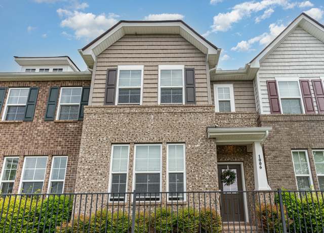 Property at 1006 Henley Pvt Ln, Gallatin, TN 37066, 3 beds, 2.5 baths
