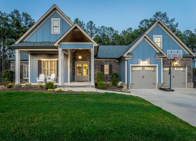 Property at 12073 Mare Ct, Soddy Daisy, TN 37379, 4 beds, 3.5 baths