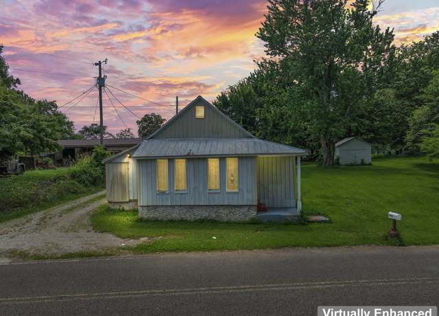 Property at 1393 Mount Herman Rd, Shelbyville, TN 37160, 2 beds, 1 bath