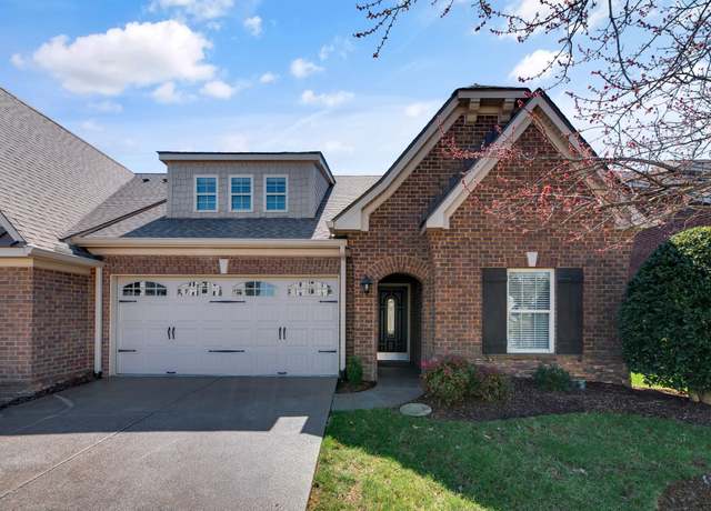 Property at 1009 Club View Dr, Gallatin, TN 37066, 3 beds, 3 baths