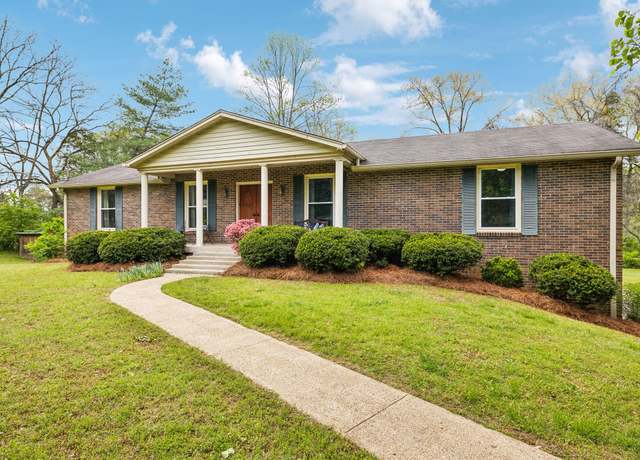Property at 6002 Temple Rd, Nashville, TN 37221, 3 beds, 2 baths