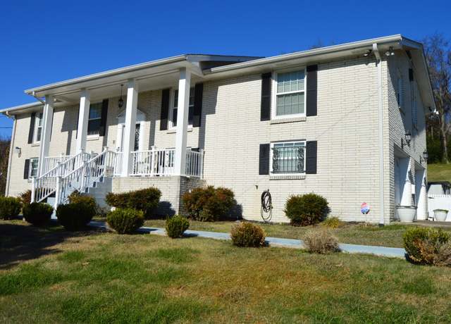 Property at 4120 W Hamilton Rd, Nashville, TN 37218, 8 beds, 5 baths