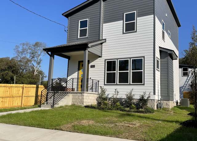 Property at 2520 Delk Ave, Nashville, TN 37208, 5 beds, 3.5 baths