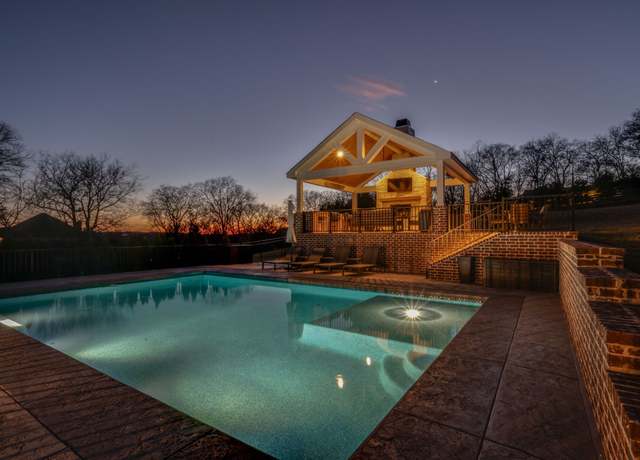 Property at 2155 Hartland Rd, Franklin, TN 37069, 4 beds, 4.5 baths