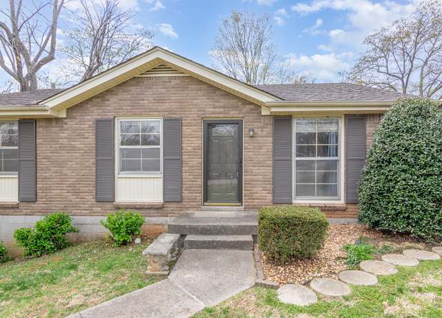 Property at 2006 Post Rd, Clarksville, TN 37043, 3 beds, 1 bath