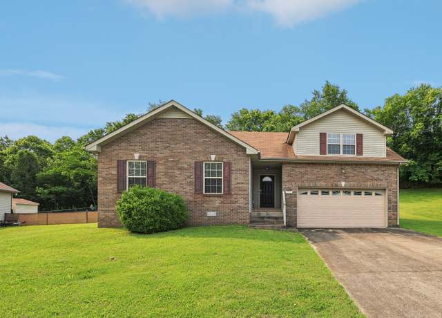 Property at 281 Harold Dr, Clarksville, TN 37040, 4 beds, 2.5 baths