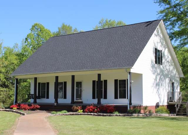 Property at 210 Jaggers Ln, Savannah, TN 38372, 3 beds, 3.5 baths