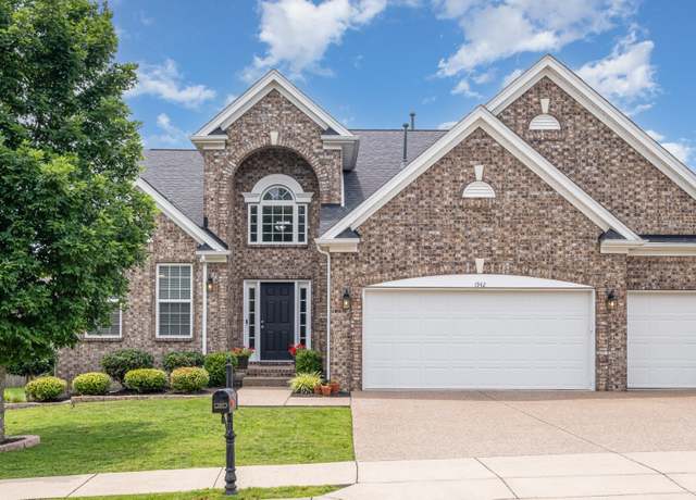 Property at 1942 Kirkwood Dr, Mount Juliet, TN 37122, 4 beds, 2.5 baths
