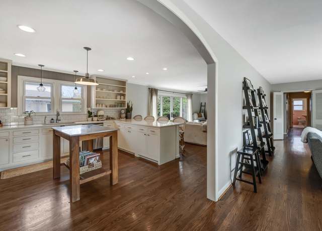Property at 418 Boyd Mill Ave, Franklin, TN 37064, 3 beds, 3 baths