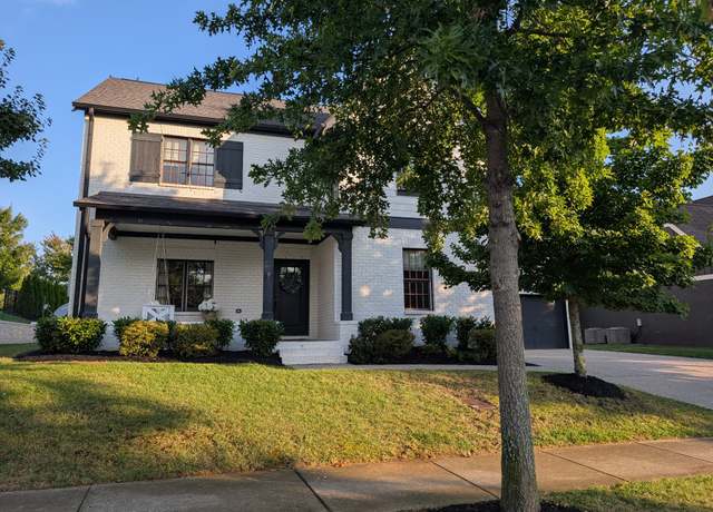 Property at 301 Finnhorse Ln, Franklin, TN 37064, 5 beds, 3 baths