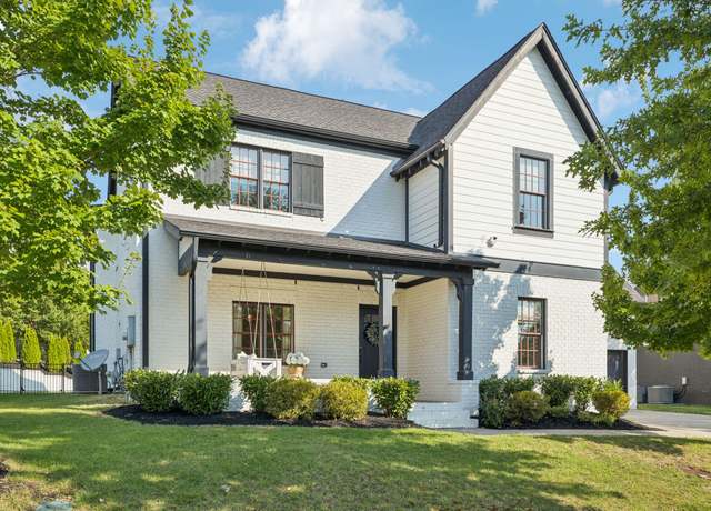 Property at 301 Finnhorse Ln, Franklin, TN 37064, 5 beds, 3 baths