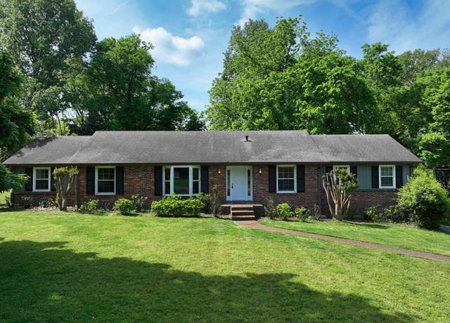 Property at 114 Trout Valley Dr, Hendersonville, TN 37075, 5 beds, 2.5 baths