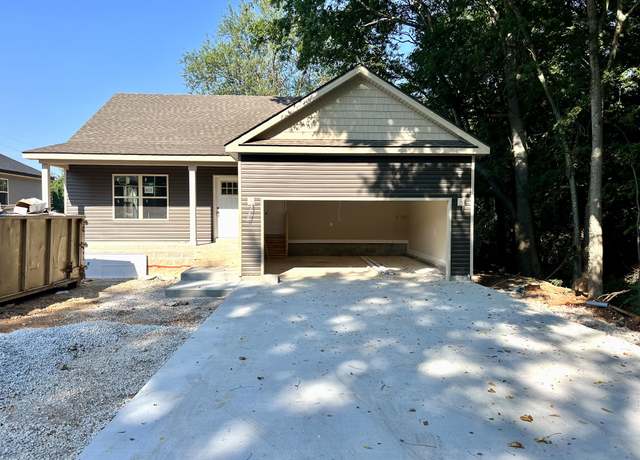 Property at 413 Stein St, Oak Grove, KY 42262, 3 beds, 2 baths