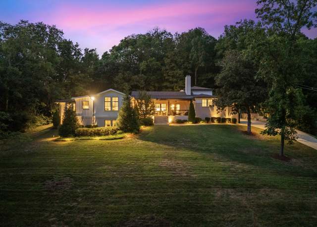 Property at 2152 Timberwood Dr, Nashville, TN 37215, 4 beds, 3.5 baths