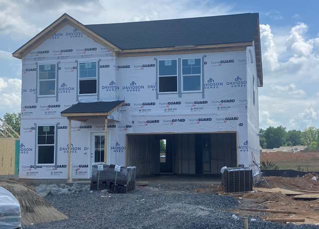 Property at 4146 Burton Dr, White House, TN 37188, 3 beds, 2.5 baths