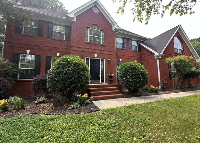 Property at 6900 Snow View Ln, Ooltewah, TN 37363, 4 beds, 2.5 baths