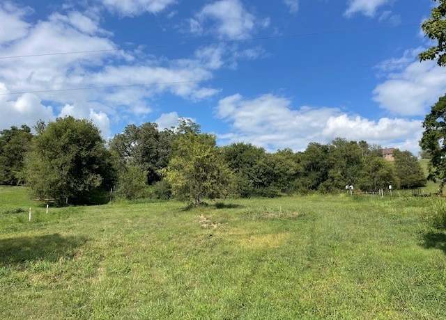 Property at 1 Riddle Rd, Shelbyville, TN 37160