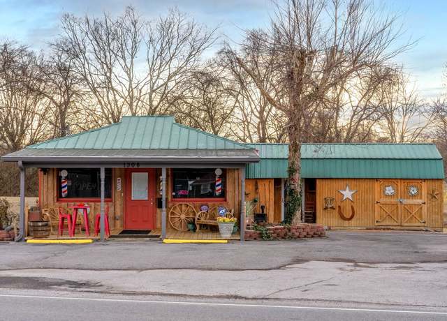 Property at 1308 Neelys Bend Rd, Madison, TN 37115, 1 bed, 1.5 baths