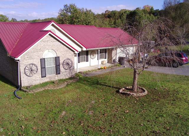 Property at 528 Kings Hills Blvd, Pigeon Forge, TN 37863, 3 beds, 2 baths