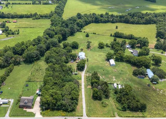 Property at 4580 Simmons Bluff Rd, Lebanon, TN 37090, 3 beds, 3 baths