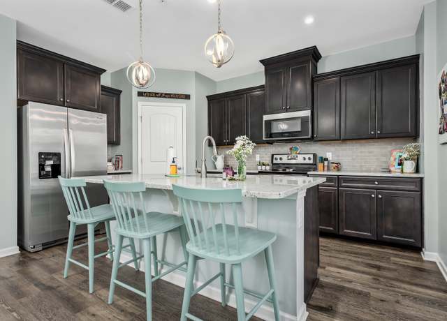 Property at 3226 Brookberry Ln, Murfreesboro, TN 37129, 2 beds, 2.5 baths