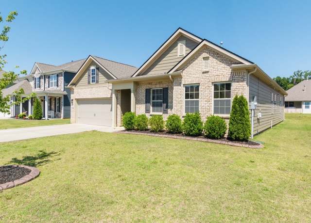 Property at 1126 Black Oak Dr, Murfreesboro, TN 37128, 4 beds, 2 baths