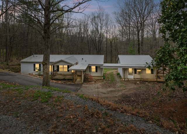 Property at 967 Williamson County Line Rd, Fairview, TN 37062, 3 beds, 2 baths