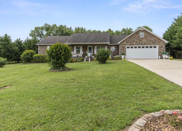 Property at 147 Crimson Dr, Winchester, TN 37398, 3 beds, 2 baths