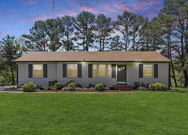 Property at 205 Luna Dr, Nashville, TN 37211, 4 beds, 2 baths