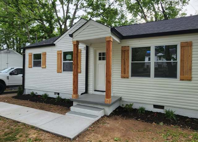Property at 906 E Valley Dr, Columbia, TN 38401, 2 beds, 1 bath