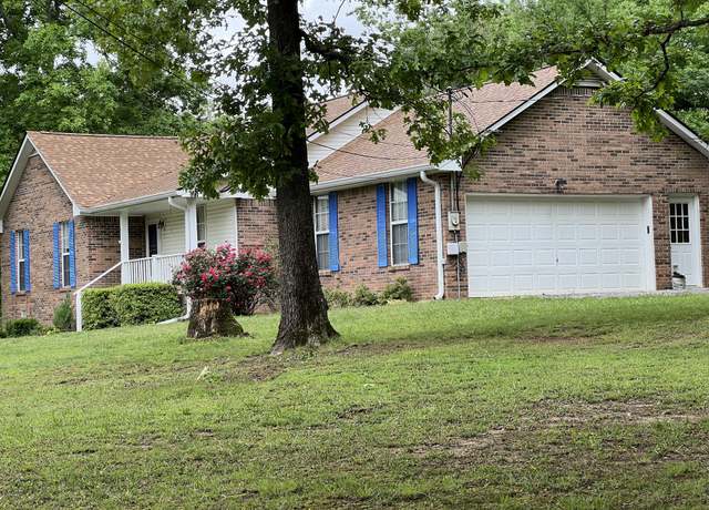 Property at 551 Martin Rd, Clarksville, TN 37042, 3 beds, 2 baths