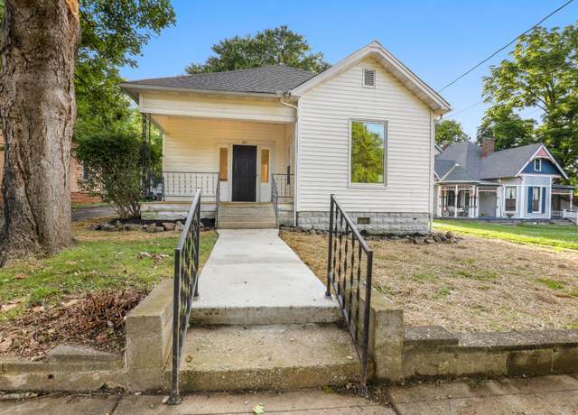Property at 205 N Oak St, Springfield, TN 37172, 4 beds, 2 baths