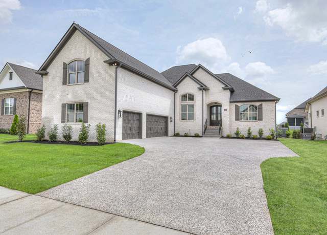 Property at 1251 Payton Ln, Gallatin, TN 37066, 4 beds, 4 baths