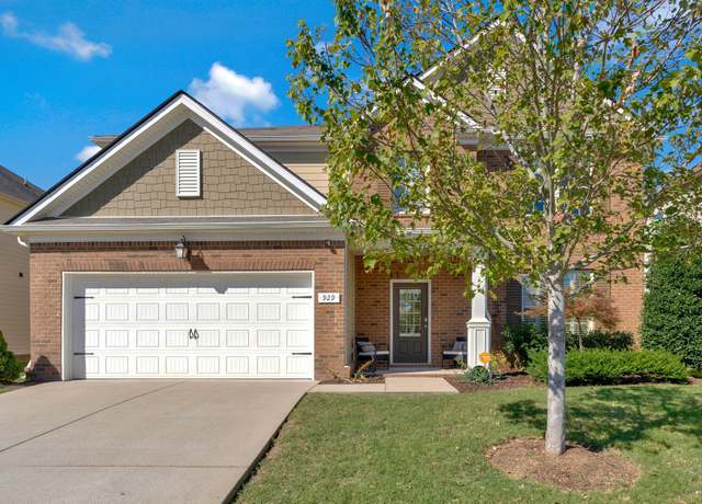 Property at 929 Manson Crossing Dr, Murfreesboro, TN 37128, 4 beds, 3 baths