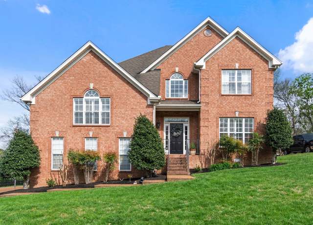 Property at 5501 Brookshire Dr, Nashville, TN 37211, 3 beds, 2.5 baths