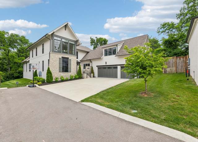 Property at 1040B Battery Ln E, Nashville, TN 37220, 5 beds, 5.5 baths
