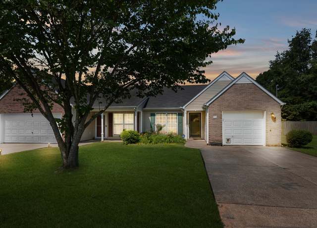 Property at 716 Dellwood Dr, Smyrna, TN 37167, 2 beds, 1.5 baths