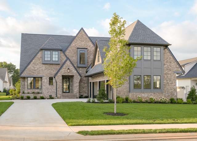 Property at 1726 Rigsby Ave, Murfreesboro, TN 37129, 5 beds, 6 baths